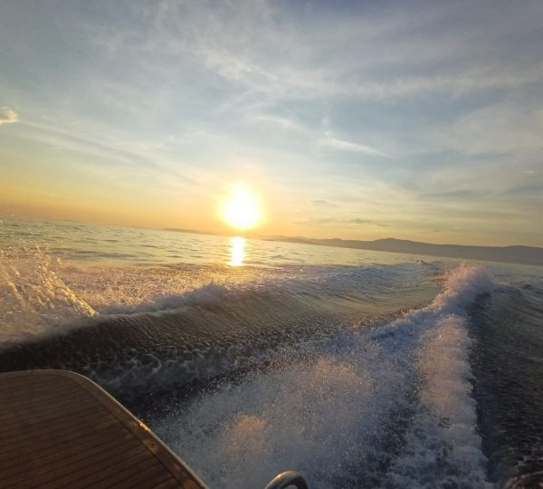 split boat cruise