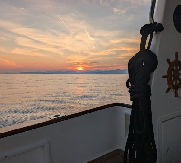 sunset cruise Split boat sea